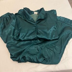 vintage Simple Pleasures Green Satin Women’s  Pajama Set size Medium